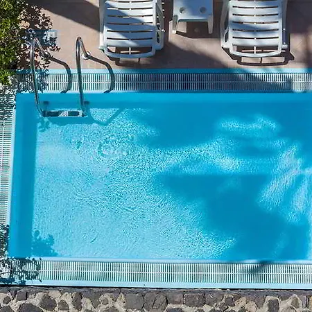 Klayman Diamond Hotel